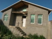 Satılır 4 otaqlı 110 m2 həyət evi Qobu