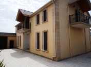 Satılır 6 otaqlı 300 m2 bağ evi Novxanı