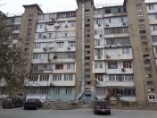 İcarəyə verilir 3 otaqlı 65 m2 köhnə tikili Yasamal r.