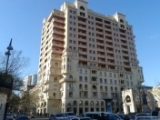 İcarəyə verilir 2 otaqlı 140 m2 obyekt Səbail r.