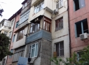 Satılır 2 otaqlı 55 m2 köhnə tikili 5 mkr