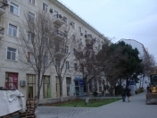 Satılır 3 otaqlı 94 m2 köhnə tikili Səməd Vurğun parkı