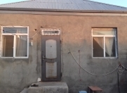 Satılır 4 otaqlı 90 m2 həyət evi Binə