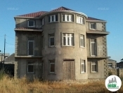 Satılır 6 otaqlı 330 m2 həyət evi Savalan