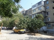 Satılır 2 otaqlı 46 m2 köhnə tikili 1 mkr