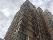 Satılır 4 otaqlı 200 m2 yeni tikili Elmlər Akademiyası m.