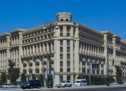 İcarəyə verilir 3 otaqlı 115 m2 yeni tikili Rəssamlıq Akademiyası