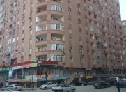 Satılır 2 otaqlı 75 m2 yeni tikili İnşaatçılar m.