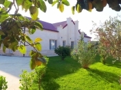 Satılır 4 otaqlı 180 m2 bağ evi Mərdəkan