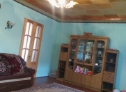 Satılır 4 otaqlı 4.7 m2 köhnə tikili Quba