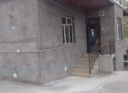 Satılır 5 otaqlı 1000 m2 həyət evi Badamdar