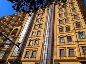 Satılır 3 otaqlı 130 m2 yeni tikili Dövlət Statistika Komitəsi