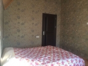 Satılır 3 otaqlı 100 m2 yeni tikili Xırdalan