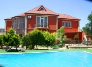 Satılır 4 otaqlı 180 m2 bağ evi 28 Mall