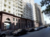 Satılır 1 otaqlı 68 m2 yeni tikili Elmlər Akademiyası m.
