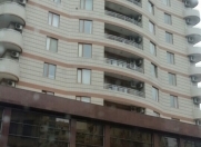 İcarəyə verilir 1 otaqlı 30 m2 ofis Heydər Əliyev sarayı