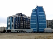 Satılır 3 otaqlı 220 m2 yeni tikili Qara şəhər