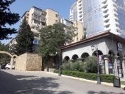 Satılır 3 otaqlı 90 m2 köhnə tikili Zabitlər parkı