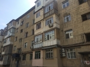 Satılır 1 otaqlı 40 m2 köhnə tikili Gənclik m.