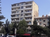 Satılır 2 otaqlı 60 m2 köhnə tikili 8 km