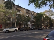 Satılır 2 otaqlı 45 m2 köhnə tikili Neftçilər m.