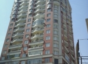 İcarəyə verilir 5 otaqlı 220 m2 yeni tikili Nərimanov heykəli