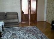 Satılır 2 otaqlı 91 m2 köhnə tikili Şəhidlər xiyabanı