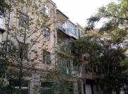 Satılır 4 otaqlı 105 m2 köhnə tikili Gəncə