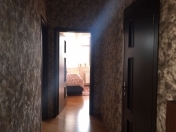 Satılır 2 otaqlı 80 m2 yeni tikili İnşaatçılar m.