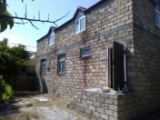 Satılır 3 otaqlı 120 m2 həyət evi Novxanı