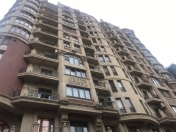 İcarəyə verilir 5 otaqlı 200 m2 yeni tikili Sahil m.