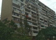 Satılır 2 otaqlı 70 m2 köhnə tikili ABŞ səfirliyi