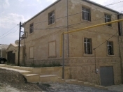 İcarəyə verilir 3 otaqlı 85 m2 həyət evi Neapol dairəsi