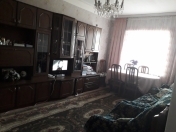 Satılır 2 otaqlı 50 m2 köhnə tikili Zabrat 1