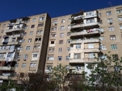 İcarəyə verilir 2 otaqlı 55 m2 köhnə tikili Y.Günəşli