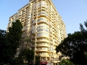 Satılır 3 otaqlı 172 m2 yeni tikili Dövlət Statistika Komitəsi