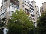 Satılır 3 otaqlı 80 m2 köhnə tikili 9 mkr