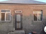 Satılır 4 otaqlı 150 m2 həyət evi Binə