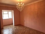 İcarəyə verilir 2 otaqlı 60 m2 köhnə tikili Ayna Sultanova heykəli