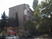 Satılır 3 otaqlı 52 m2 köhnə tikili 2 mkr