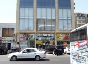 İcarəyə verilir 2 otaqlı 250 m2 ofis 8 mkr