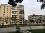 Satılır 3 otaqlı 100 m2 yeni tikili Neftçilər m.
