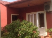 Satılır 4 otaqlı 1000 m2 bağ evi Novxanı