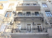 İcarəyə verilir 2 otaqlı 60 m2 köhnə tikili Sahil m.