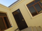 Satılır 4 otaqlı 140 m2 həyət evi Y.Suraxanı