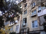 Satılır 1 otaqlı 34 m2 köhnə tikili Moskva univermağı