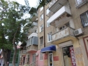 Satılır 2 otaqlı 37 m2 köhnə tikili Həzi Aslanov