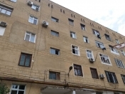 Satılır 4 otaqlı 90 m2 köhnə tikili Badamdar