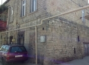 Satılır 2 otaqlı 50 m2 köhnə tikili Koroğlu m.