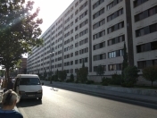 Satılır 2 otaqlı 70 m2 köhnə tikili Ayna Sultanova heykəli